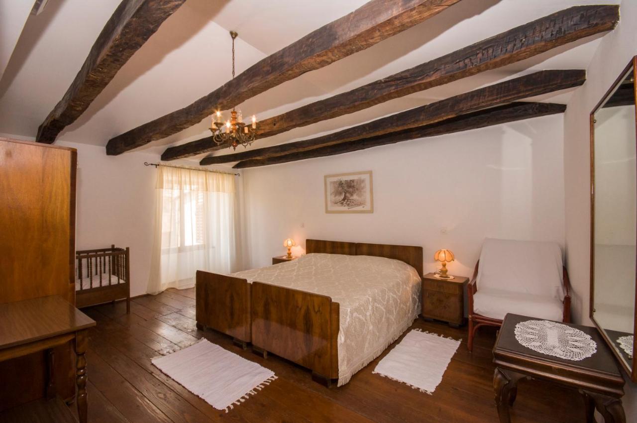 Holiday Home Trostova Kuca Pazin Exterior foto